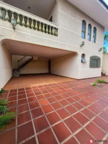 Sobrado com 5 Quartos à venda, 204m² no Vila Rosa, Presidente Prudente