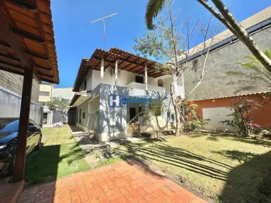 Casa com 7 Quartos à venda, 322m² no Jardim Limoeiro, Serra