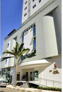 Apartamento com 3 Quartos para alugar, 118m² no Centro, Balneário Camboriú