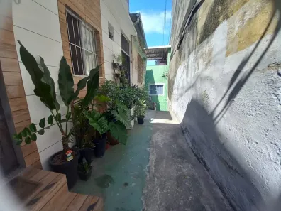 Casa com 1 Quarto para alugar, 37m² no Vigário Geral, Rio de Janeiro