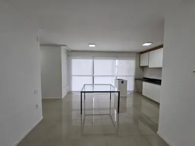Apartamento com 3 Quartos para alugar, 79m² no Setor Bela Vista, Goiânia