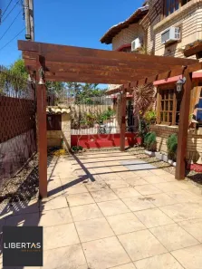 Casa com 3 Quartos à venda, 155m² no Guarujá, Porto Alegre