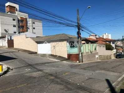 Casa com 1 Quarto à venda, 552m² no Barreiros, São José