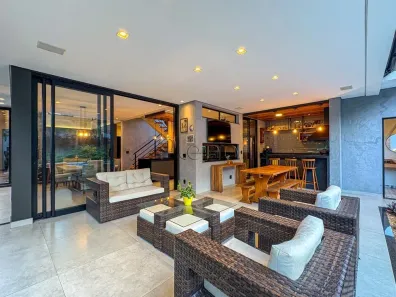 Casa de Condomínio com 3 Quartos à venda, 292m² no Swiss Park, Campinas
