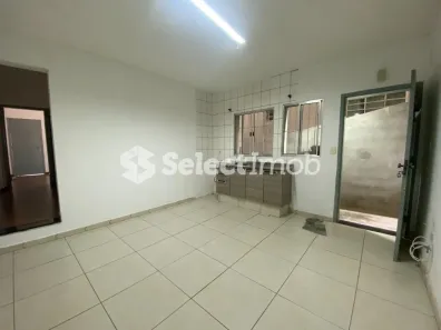 Casa com 2 Quartos para alugar, 80m² no Matriz, Mauá