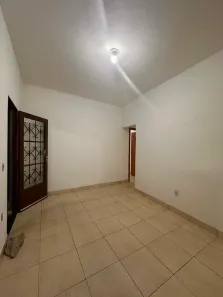 Casa com 2 Quartos para alugar, 75m² no Palmeiras, Belo Horizonte