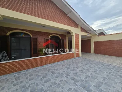 Casa com 3 Quartos à venda, 175m² no Balneário Stella Maris, Peruíbe