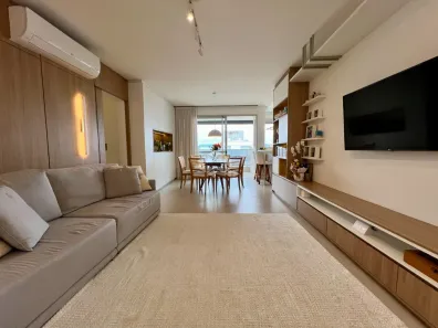 Apartamento com 3 Quartos à venda, 106m² no Canto, Florianópolis