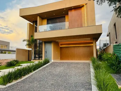 Casa com 4 Quartos à venda, 305m² no Plano Diretor Sul, Palmas