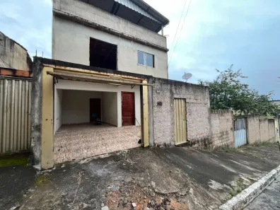 Casa com 3 Quartos para alugar, 160m² no Petrovale, Betim