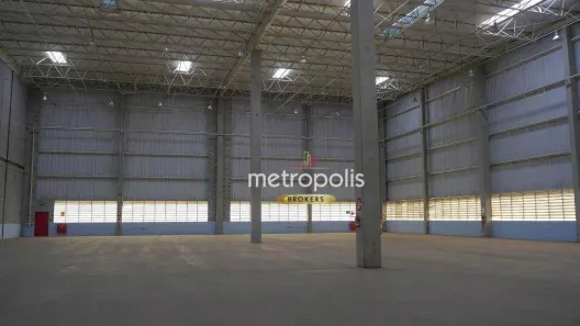 Galpão/Depósito/Armazém para alugar, 1534m² no Itaqui, Itapevi