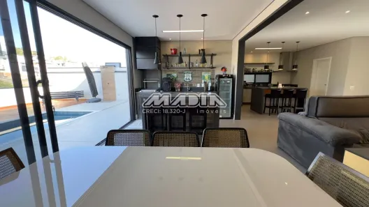 Casa de Condomínio com 3 Quartos à venda, 250m² no Roncáglia, Valinhos
