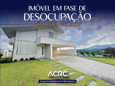 Casa com 3 Quartos para alugar, 210m² no Itoupava Central, Blumenau