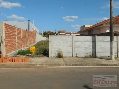 Lote/Terreno à venda, 250m² no ANHUMAS, Estiva Gerbi