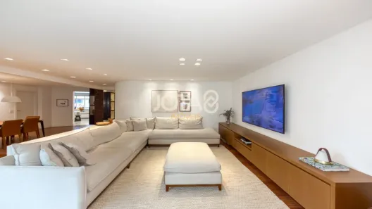 Apartamento com 3 Quartos à venda, 189m² no Água Verde, Curitiba