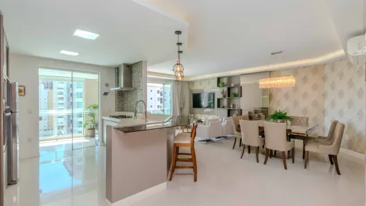 Apartamento com 4 Quartos à venda, 203m² no Centro, Itapema