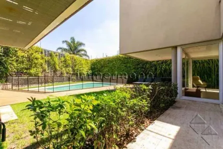 Sobrado com 4 Quartos à venda, 583m² no Boaçava, São Paulo