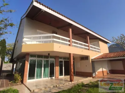 Imóvel Comercial com 3 Quartos à venda, 624m² no Jardim São João, Peruíbe
