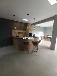 Sobrado com 3 Quartos para alugar, 180m² no Granada, Uberlândia