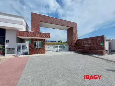 Apartamento com 2 Quartos para alugar, 44m² no Bela Vista, Palhoça