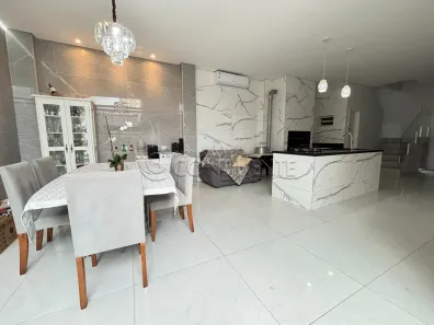 Casa com 4 Quartos à venda, 220m² no Abraão, Florianópolis