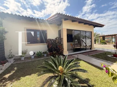 Casa com 3 Quartos à venda, 252m² no XANGRI-LÁ, Xangri-lá