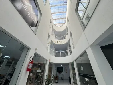 Sala Comercial para alugar, 24m² no Kobrasol, São José