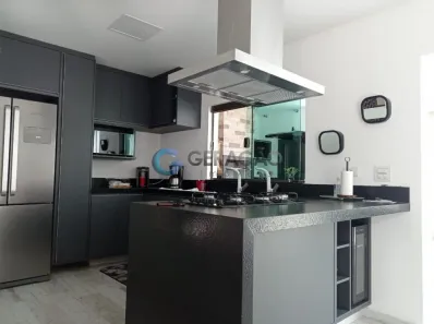Casa de Condomínio com 3 Quartos à venda, 280m² no Vila Zezé, Jacareí