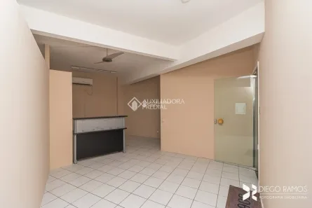 Sala Comercial à venda, 80m² no Azenha, Porto Alegre