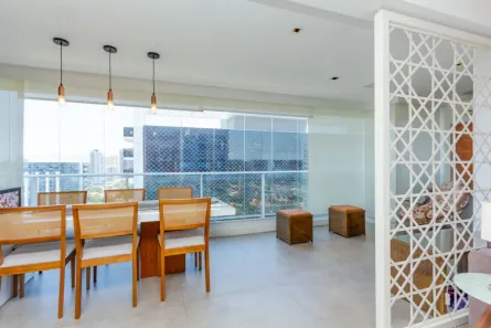 Apartamento com 3 Quartos para alugar, 134m² no Cidade Monções, São Paulo