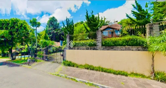 Casa com 4 Quartos à venda, 179m² no Ipê Amarelo, Gramado