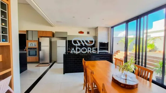Casa de Condomínio com 3 Quartos à venda, 270m² no Portal dos Bandeirantes Salto, Salto