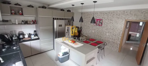 Casa com 4 Quartos à venda, 225m² no Residencial Recanto do Bosque, Goiânia
