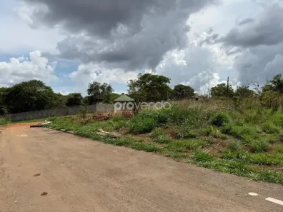 Lote/Terreno à venda, 450m² no Residencial Center Ville, Goiânia