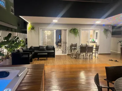 Casa de Condomínio com 3 Quartos à venda, 229m² no Urbanova VII, São José dos Campos