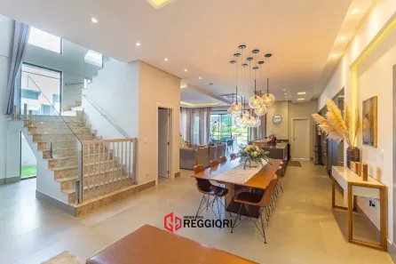 Casa de Condomínio com 4 Quartos à venda, 600m² no Centro, Camboriú