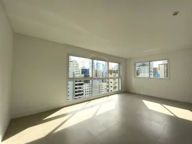 Apartamento com 3 Quartos à venda, 112m² no Pioneiros, Balneário Camboriú