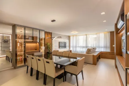 Casa de Condomínio com 4 Quartos à venda, 257m² no Campo Comprido, Curitiba