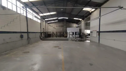 Galpão/Depósito/Armazém para alugar, 410m² no Novo Eldorado, Contagem