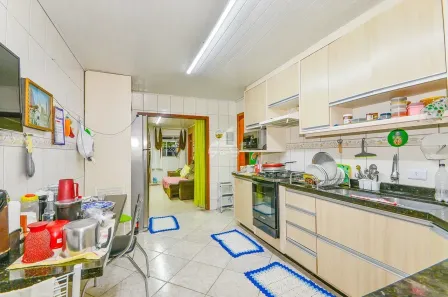 Casa com 4 Quartos à venda, 170m² no Novo Mundo, Curitiba