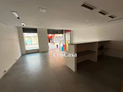 Ponto Comercial para alugar, 61m² no Centro, Macaé