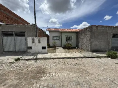 Casa com 2 Quartos à venda, 111m² no Asa Branca, Feira de Santana