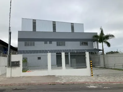 Galpão/Depósito/Armazém para alugar, 815m² no Alterosas, Serra