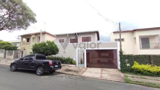 Sobrado com 4 Quartos à venda, 312m² no Nova Campinas, Campinas