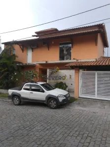 Casa com 4 Quartos à venda, 329m² no Tribobó, São Gonçalo