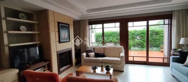 Casa de Condomínio com 4 Quartos à venda, 249m² no Vila Assunção, Porto Alegre