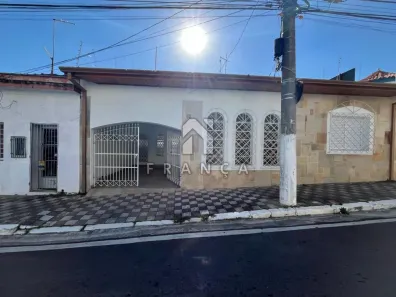 Imóvel Comercial com 3 Quartos para alugar, 136m² no Centro, Jacareí