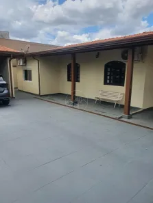 Casa com 3 Quartos à venda, 181m² no Jardim São Sebastião, Hortolândia
