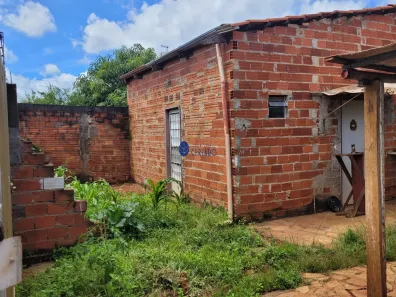 Lote/Terreno à venda, 300m² no Jardim dos Ipês, Anápolis
