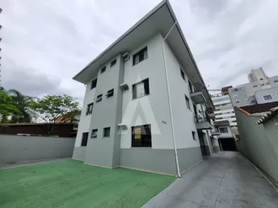 Apartamento com 1 Quarto para alugar, 60m² no América, Joinville